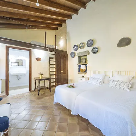 Rural Calas מלון 3*