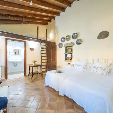Hotel Rural Calas 3*